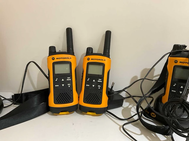 Motorola walkie talkie (3x) - afbeelding 3 van  5