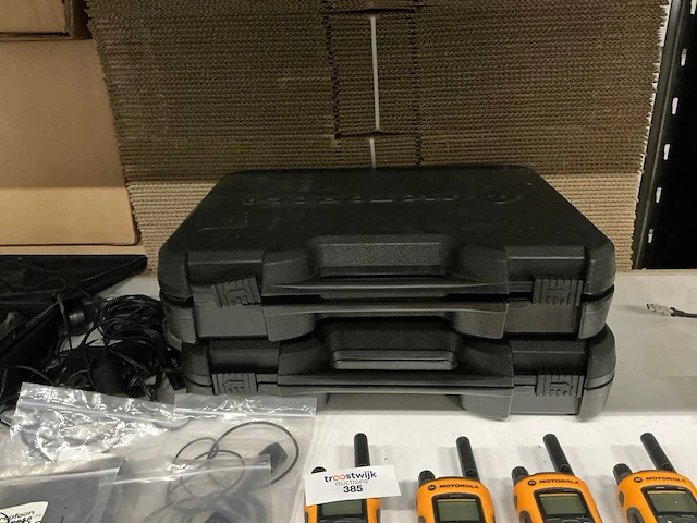 Motorola walkie-talkies (12x) - afbeelding 6 van  7