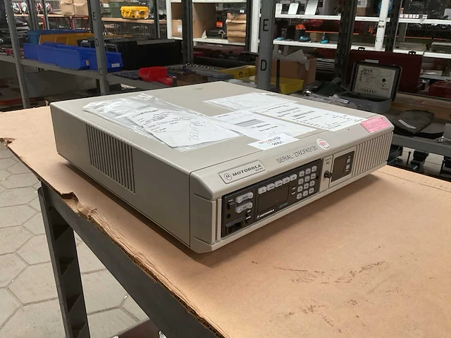 Motorola xlt5000 electrical equipment cabinet - afbeelding 1 van  8