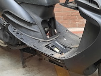 Motorscooter, daelim, vt125 - afbeelding 2 van  24