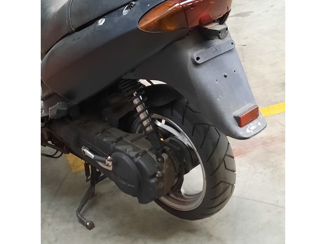 Motorscooter, daelim, vt125 - afbeelding 9 van  24