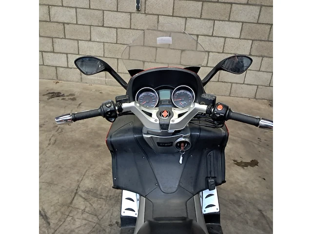 Motorscooter, gilera, gp800 - afbeelding 43 van  68