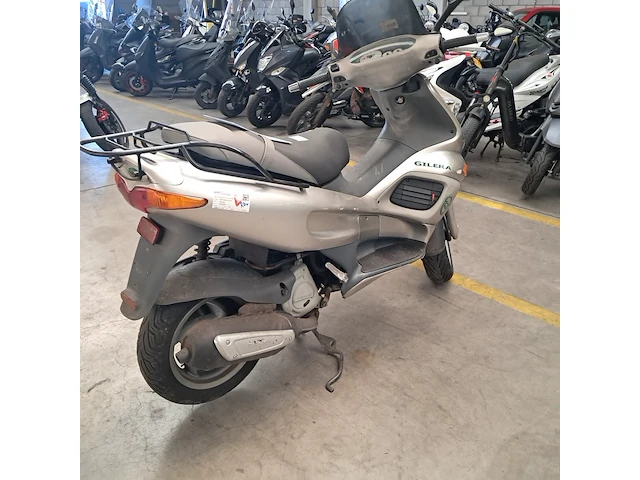 Motorscooter gilera, runner 125fx - afbeelding 23 van  66