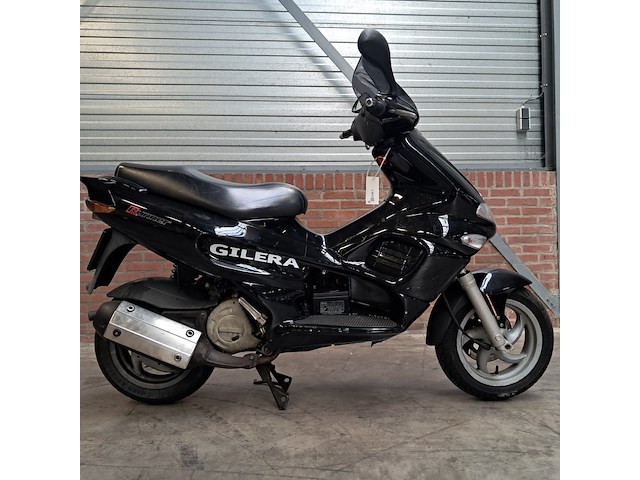 Motorscooter, gilera, runner 180 fxr, 1998 - afbeelding 1 van  49