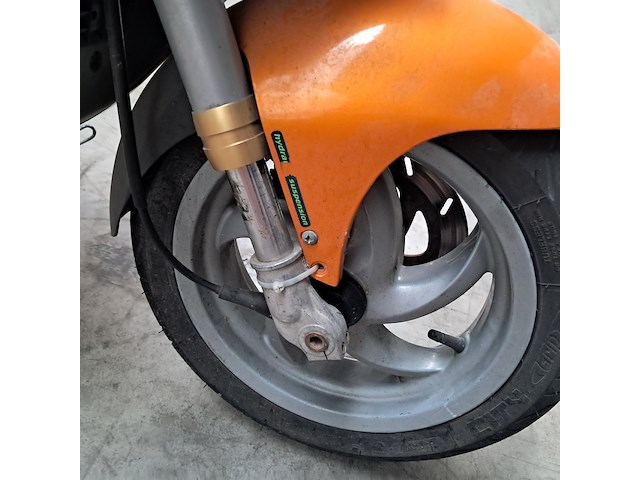 Motorscooter, gilera, runner 180 - afbeelding 15 van  40