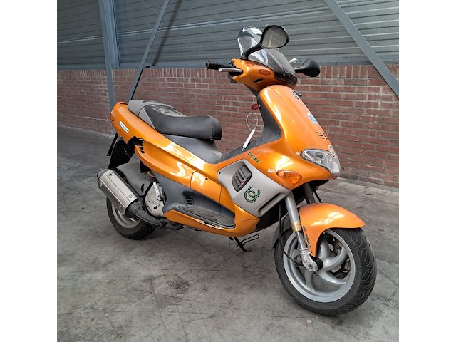 Motorscooter, gilera, runner 180 - afbeelding 12 van  40