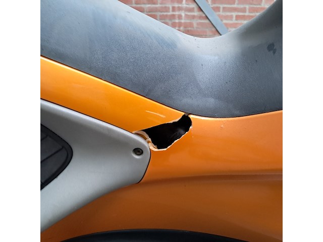 Motorscooter, gilera, runner 180 - afbeelding 25 van  40