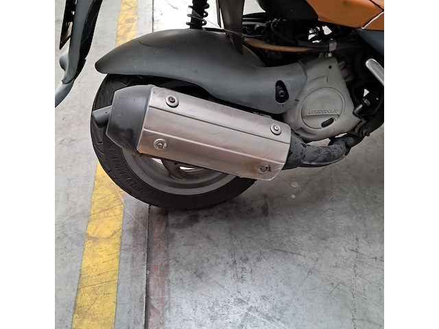 Motorscooter, gilera, runner 180 - afbeelding 38 van  40