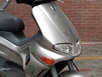 Motorscooter, gilera, runner - afbeelding 3 van  27