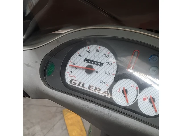 Motorscooter, gilera, runner - afbeelding 16 van  27