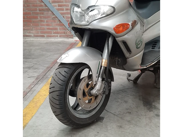 Motorscooter, gilera, runner - afbeelding 22 van  27