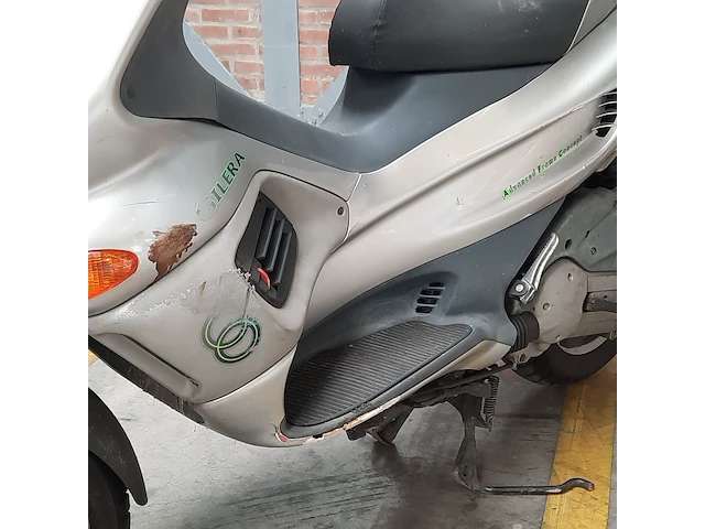 Motorscooter, gilera, runner - afbeelding 23 van  27