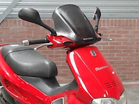 Motorscooter, gilera, runner - afbeelding 2 van  27