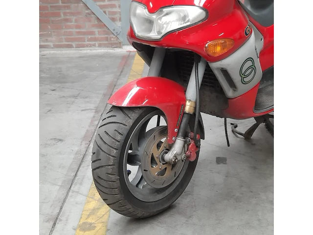 Motorscooter, gilera, runner - afbeelding 22 van  27