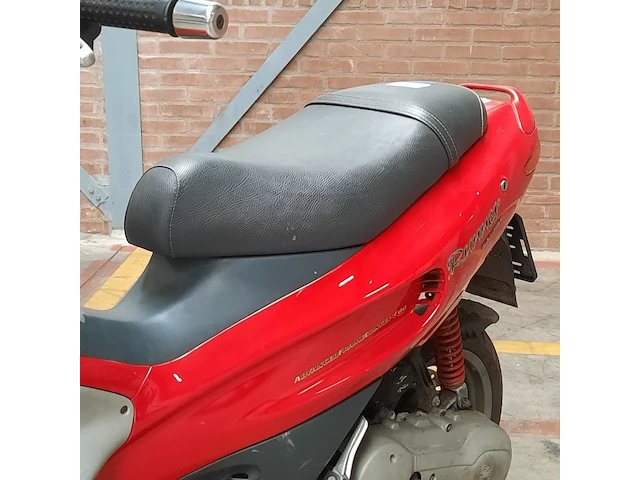 Motorscooter, gilera, runner - afbeelding 25 van  27