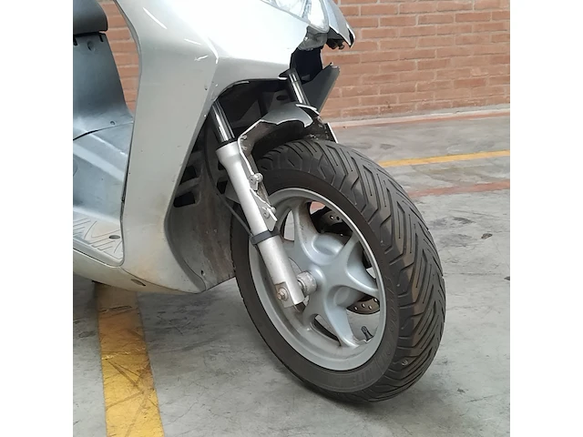 Motorscooter, honda, ses 150 dylan, 2003 - afbeelding 4 van  35