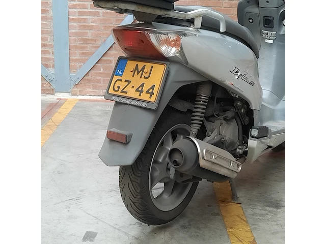 Motorscooter, honda, ses 150 dylan, 2003 - afbeelding 11 van  35