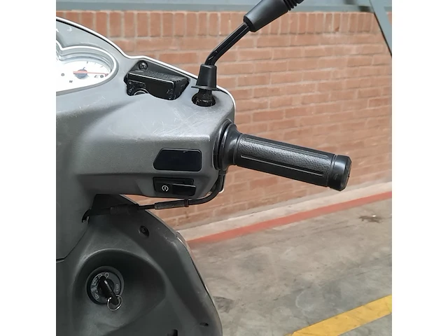 Motorscooter, honda, ses 150 dylan, 2003 - afbeelding 19 van  35