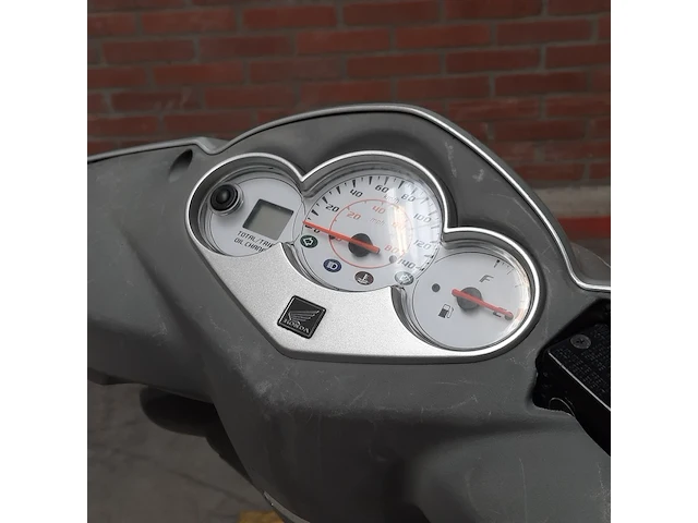 Motorscooter, honda, ses 150 dylan, 2003 - afbeelding 20 van  35