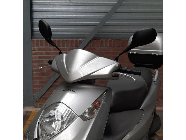 Motorscooter, honda, ses 150 dylan, 2003 - afbeelding 12 van  35