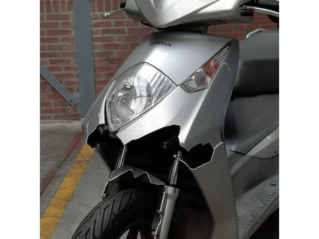 Motorscooter, honda, ses 150 dylan, 2003 - afbeelding 23 van  35