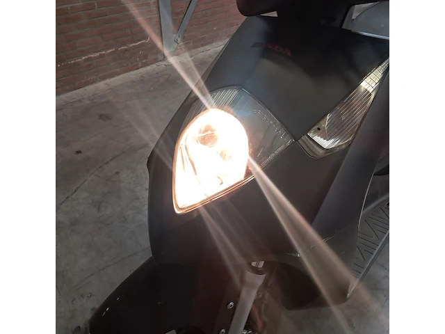 Motorscooter, honda, ses150 dylan, 2004 - afbeelding 2 van  66