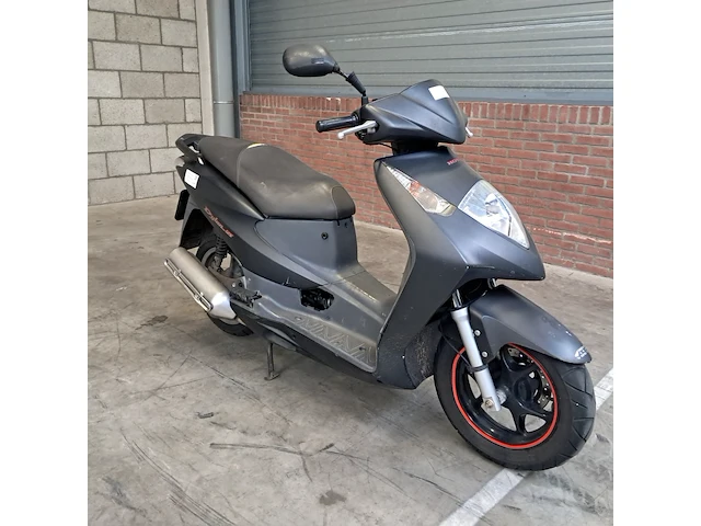 Motorscooter, honda, ses150 dylan, 2004 - afbeelding 12 van  66