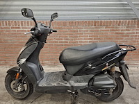 Motorscooter, kymco, agility 125 - afbeelding 4 van  29