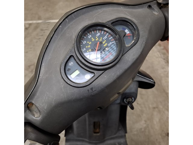 Motorscooter, kymco, agility 125 - afbeelding 19 van  29