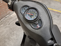 Motorscooter, kymco, agility 125 - afbeelding 28 van  29