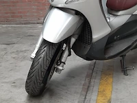 Motorscooter, piaggio, 350 beverly sport, 2012 - afbeelding 12 van  32