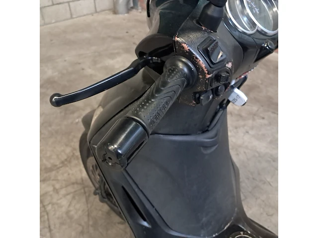 Motorscooter, piaggio, 350 beverly sport, 2012 - afbeelding 59 van  70