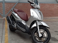 Motorscooter, piaggio, 350 beverly sport, 2012 - afbeelding 2 van  32