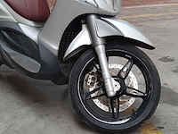 Motorscooter, piaggio, 350 beverly sport, 2012 - afbeelding 3 van  32