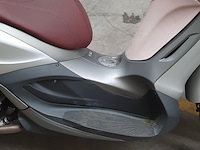 Motorscooter, piaggio, 350 beverly sport, 2012 - afbeelding 7 van  32