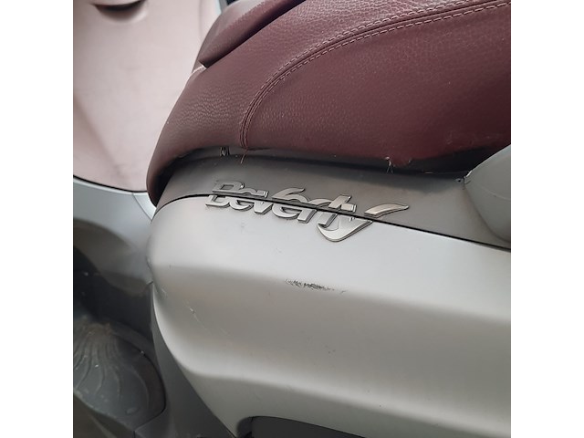 Motorscooter, piaggio, 350 beverly sport, 2012 - afbeelding 14 van  32