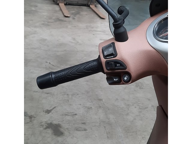 Motorscooter, piaggio, 350 beverly sport, 2012 - afbeelding 19 van  32
