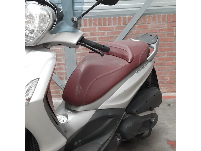 Motorscooter, piaggio, 350 beverly sport, 2012 - afbeelding 28 van  32
