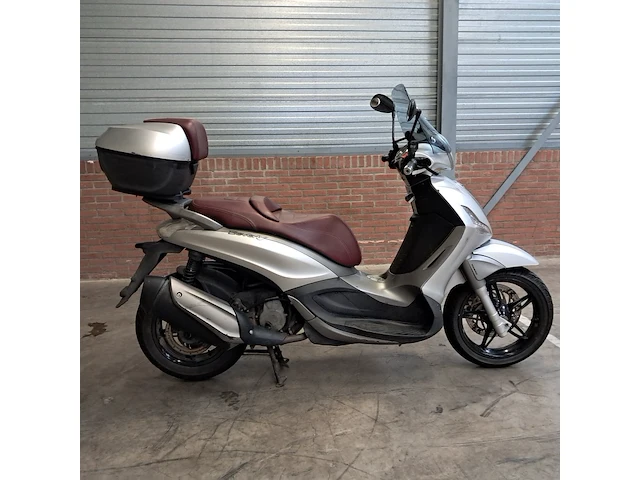 Motorscooter, piaggio, beverly - afbeelding 1 van  72