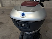 Motorscooter, piaggio, beverly - afbeelding 18 van  72