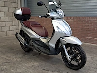 Motorscooter, piaggio, beverly - afbeelding 32 van  72