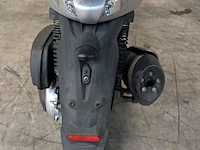 Motorscooter, piaggio, beverly - afbeelding 38 van  72