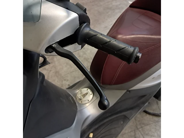 Motorscooter, piaggio, beverly - afbeelding 50 van  72