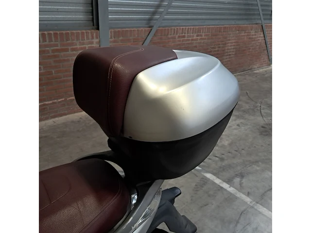 Motorscooter, piaggio, beverly - afbeelding 54 van  72