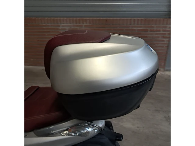 Motorscooter, piaggio, beverly - afbeelding 55 van  72