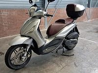 Motorscooter, piaggio, beverly - afbeelding 45 van  72