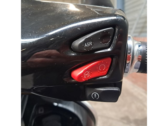 Motorscooter, piaggio, gts, 2019 - afbeelding 28 van  42
