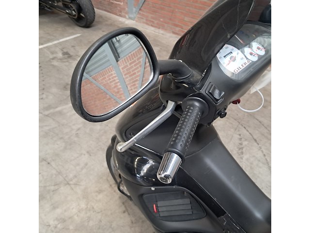 Motorscooter, piaggio, runner 125 fx - afbeelding 8 van  37