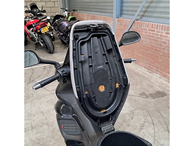 Motorscooter, piaggio, runner 125 fx - afbeelding 26 van  37