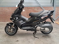 Motorscooter, piaggio, runner 125 fx - afbeelding 32 van  37